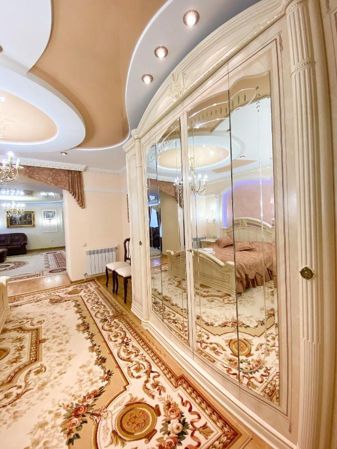 Петрос Family Hotel Jaremče Esterno foto