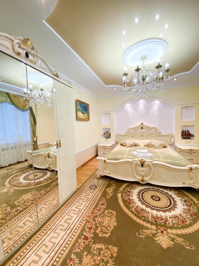Петрос Family Hotel Jaremče Esterno foto