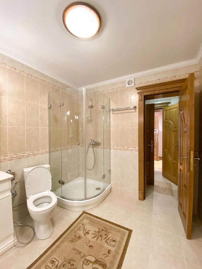 Петрос Family Hotel Jaremče Esterno foto