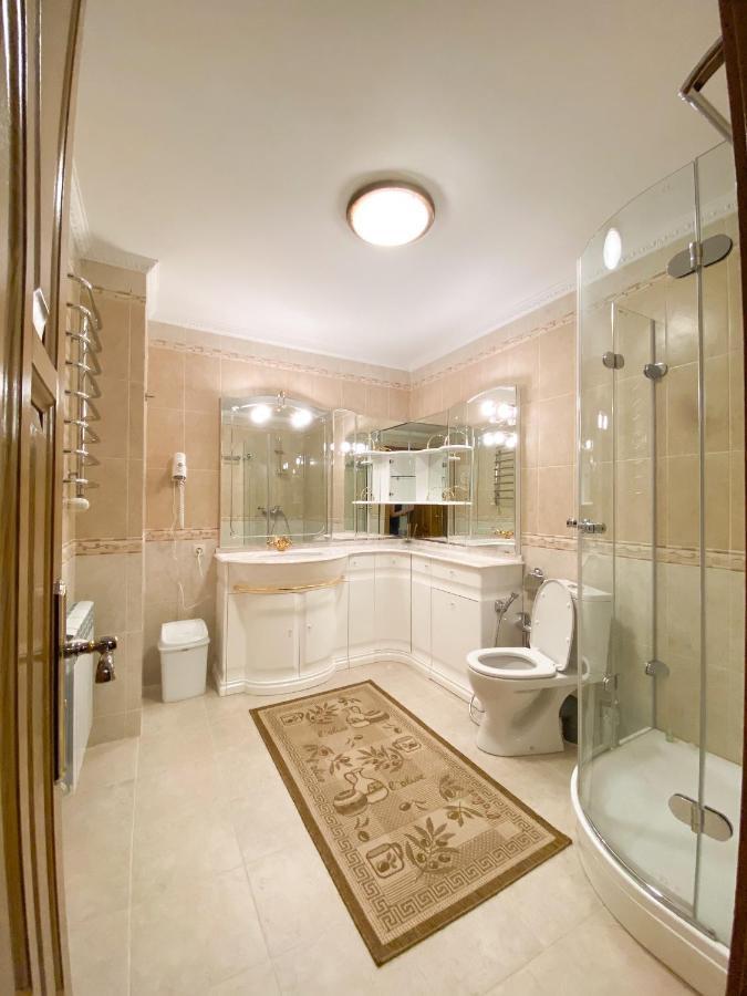 Петрос Family Hotel Jaremče Esterno foto