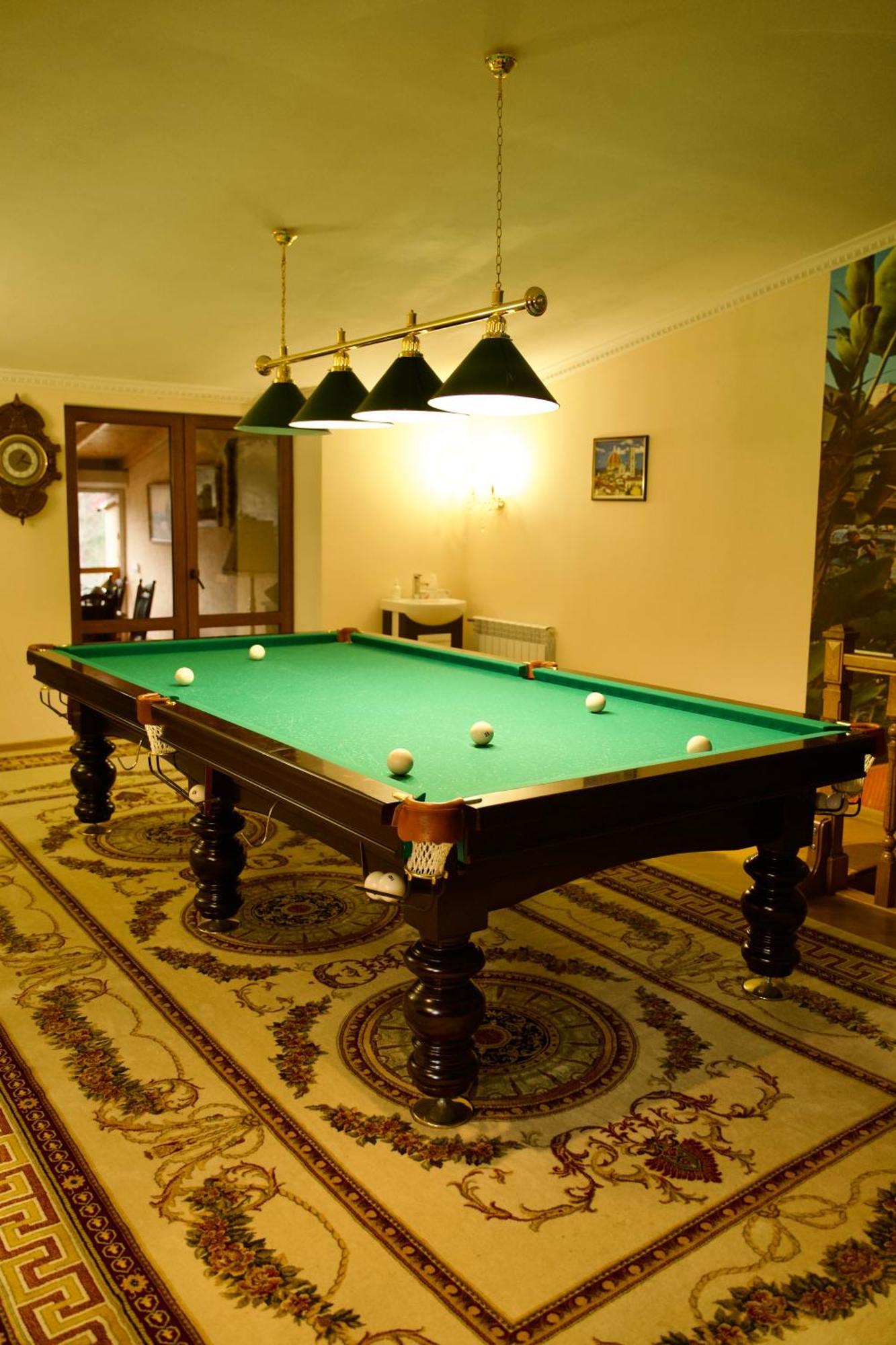 Петрос Family Hotel Jaremče Esterno foto
